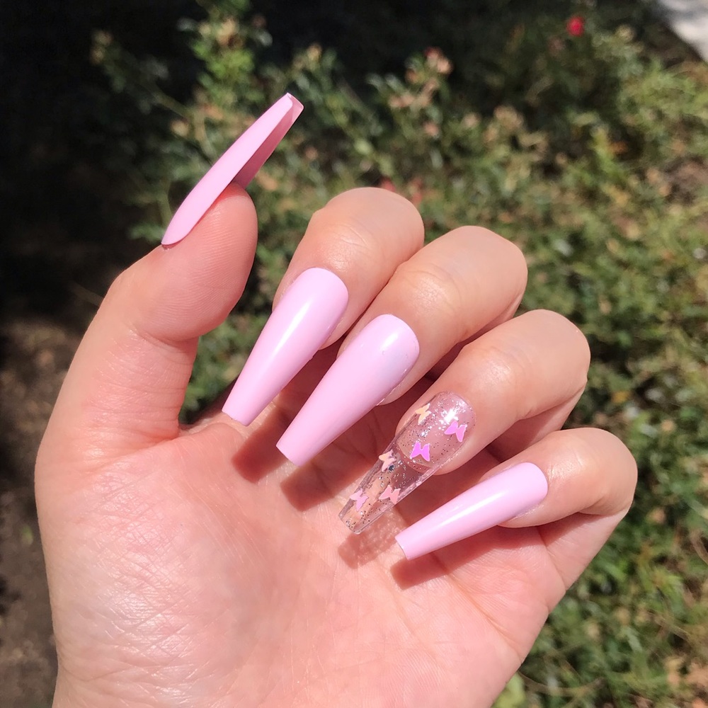Pink butterfly press ons